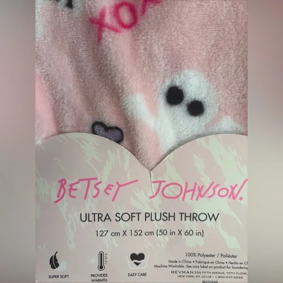 Betsey Johnson Pink Ghost Boo Halloween Throw Blanket 50 x 60"  NEW - Picture 2 of 5